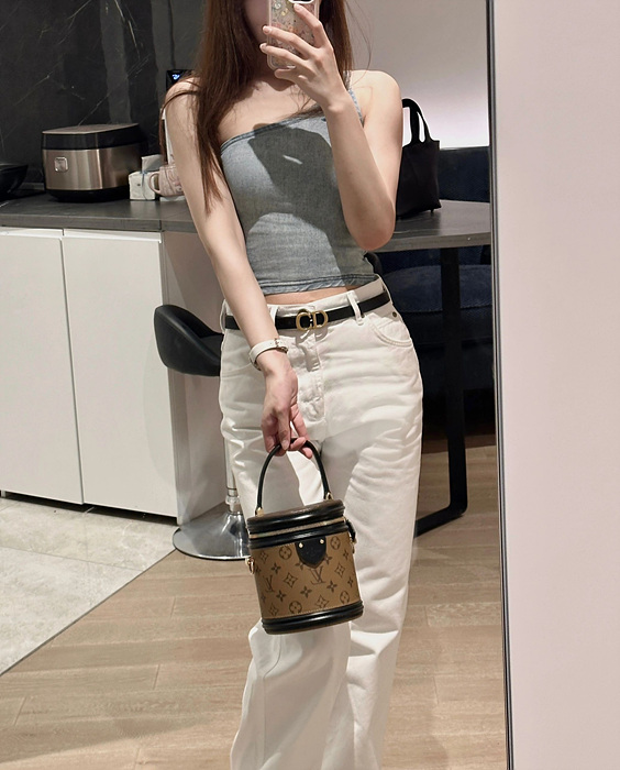 a1a6f0d7bf3aef69a71d762a890c067f_1750411139_2214.jpg a1a6f0d7bf3aef69a71d762a890c067f_1750411139_2214.jpg