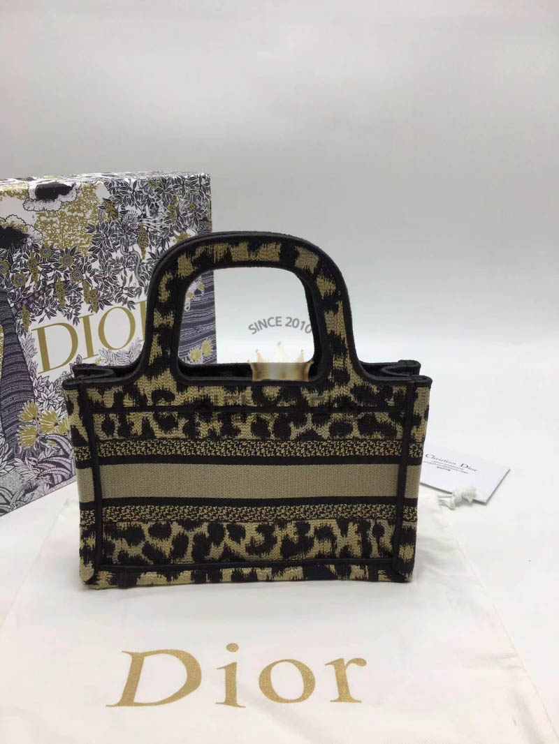 947b7535b8b137c7ce5d157d3e38634c_1767843446_3124.jpg 947b7535b8b137c7ce5d157d3e38634c_1767843446_3124.jpg