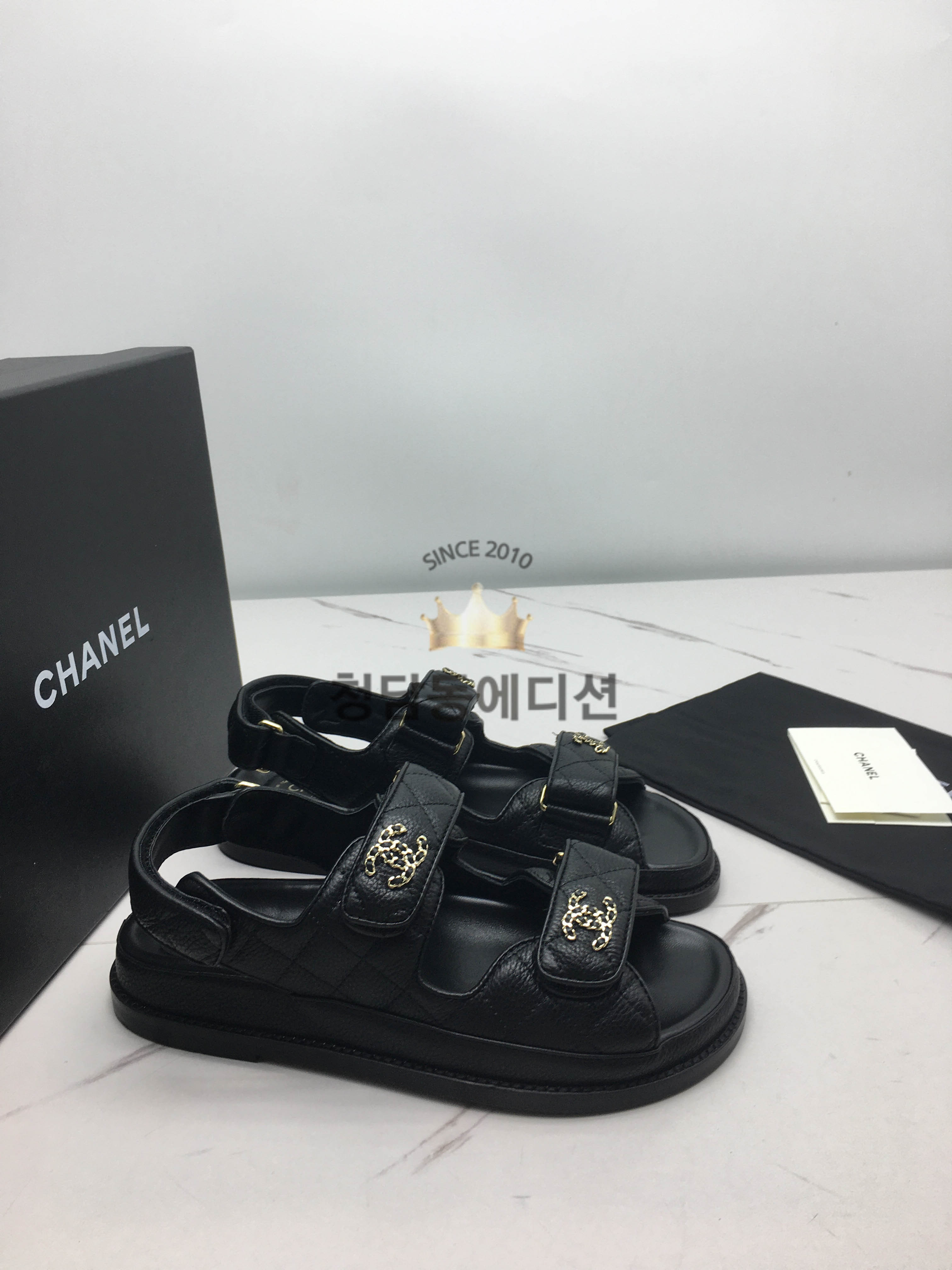 샤넬 벨크로 샌들