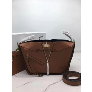 로에베 해먹백 (ZP가죽 동일)