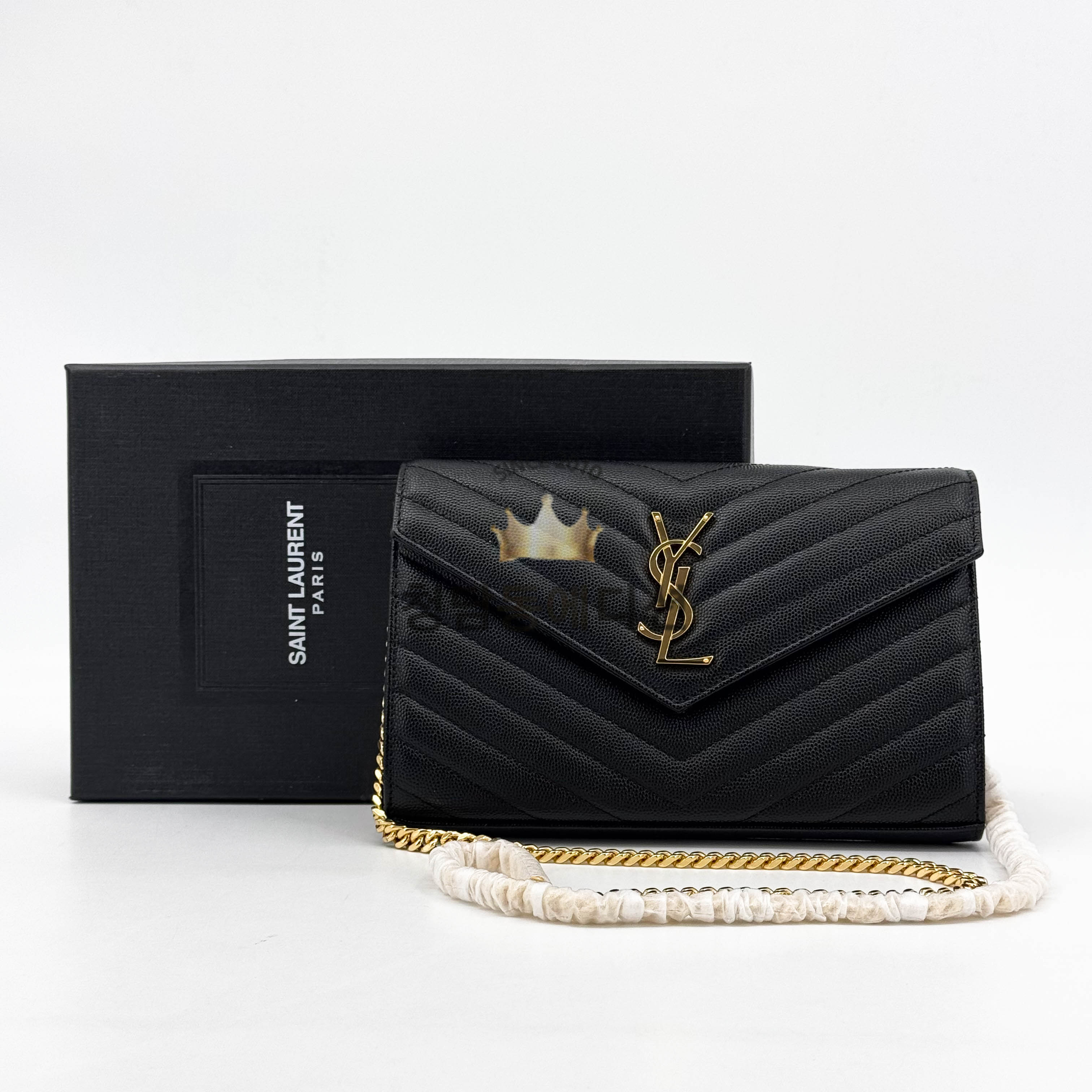 입생로랑 모노그램 체인숄더백 (ZP가죽 동일)