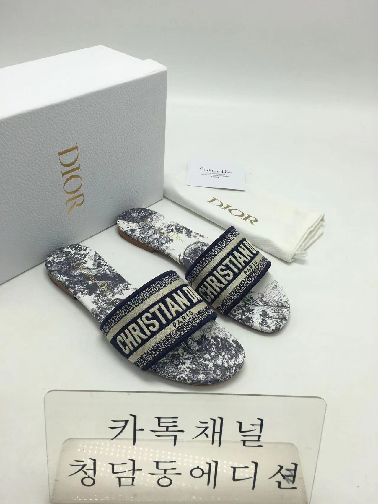 디올 디웨이 슬리퍼 (굽 0.5CM)