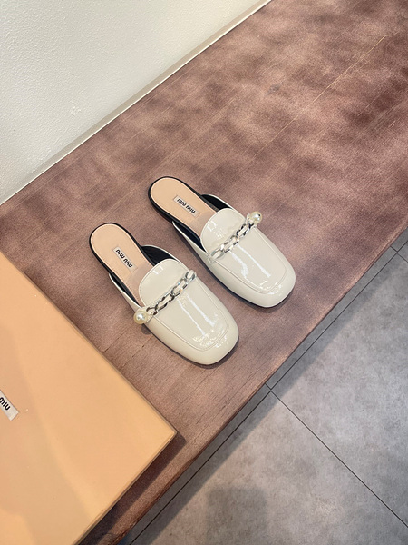 미우미우 블로퍼