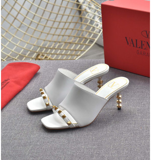 발렌티노 스컬프처 힐 슬라이드 샌들