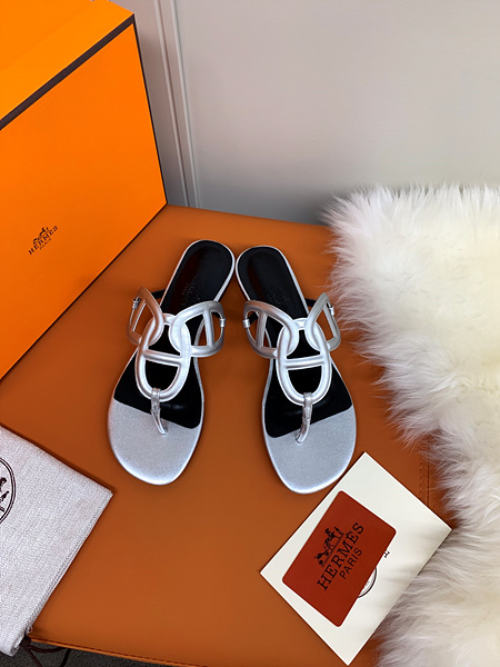 에르메스 비치 샌들