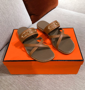 에르메스 클레어 샌들