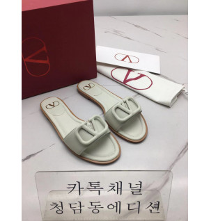 발렌티노 V로고 슬리퍼