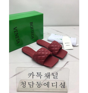 보테가베네타 리도 뮬