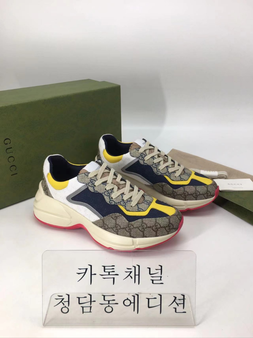 구찌 자가드 라이톤 (남녀공용)