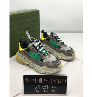 구찌 x 발렌시아가 해커프로젝트 트리플s  (남녀공용)