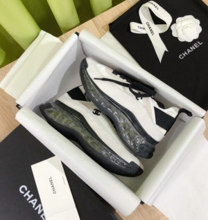 샤넬 믹스드파이버 스니커즈 에어솔 화이트 블랙로고