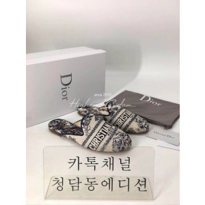 크리스찬 디올 블로퍼 (3COLOR)