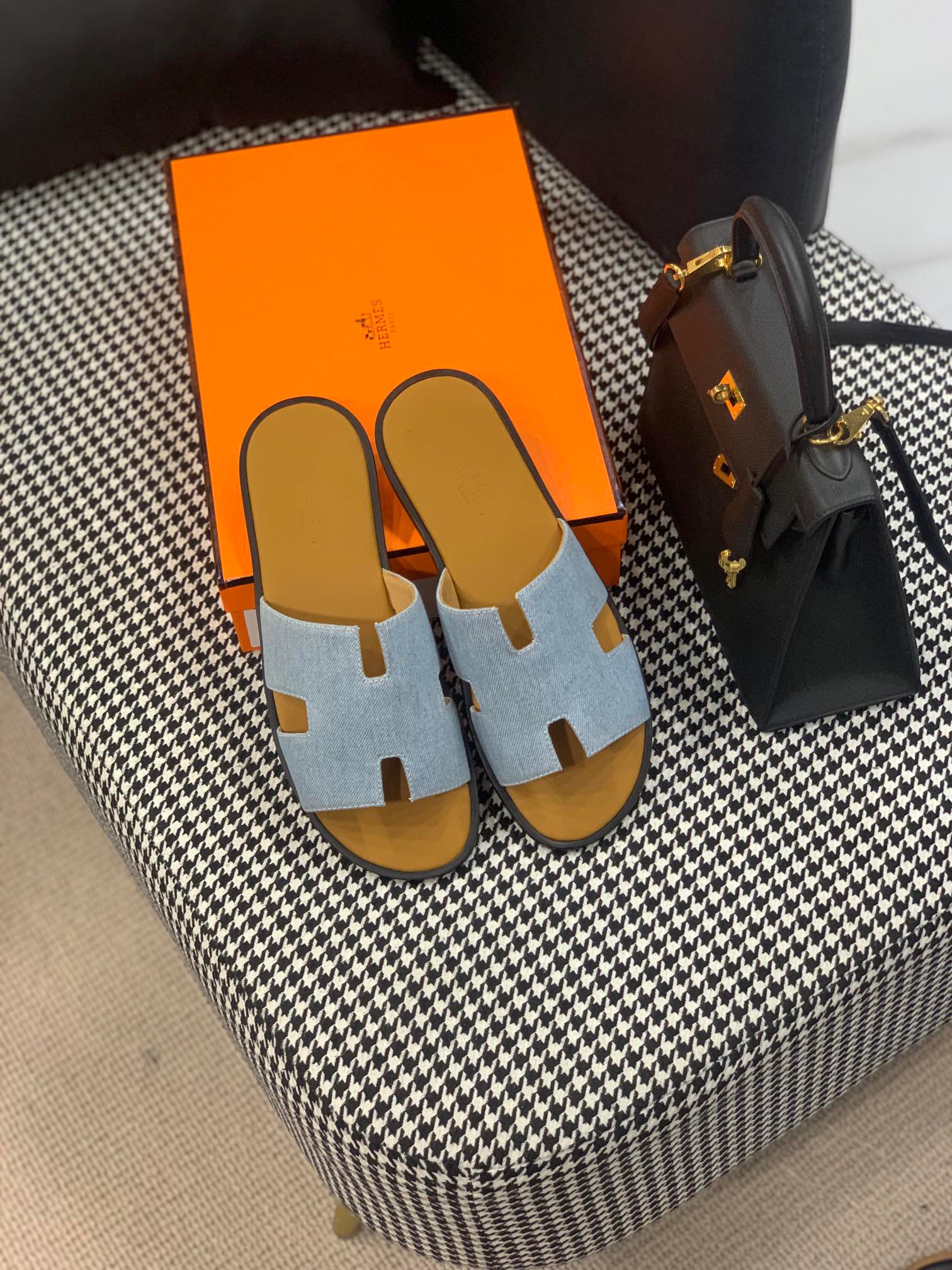 에르메스 이즈미르 슬리퍼 (남성용)