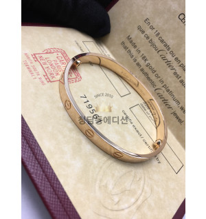 까르띠에 러브 팔찌 (컬러 옐로우골드, 화이트골드, 로즈골드) (V-gold소재)