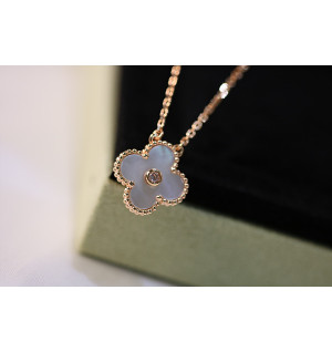 반클리프 알함브라 목걸이 (V-gold소재)