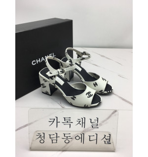 샤넬 슬링백 힐