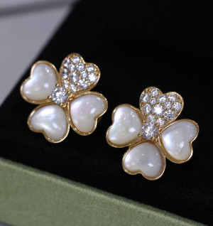 반클리프 앤 아펠 이어링 귀걸이