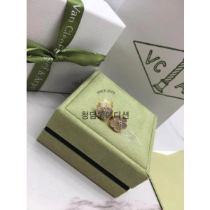 반클리프 럭키 스프링 이어링 귀걸이