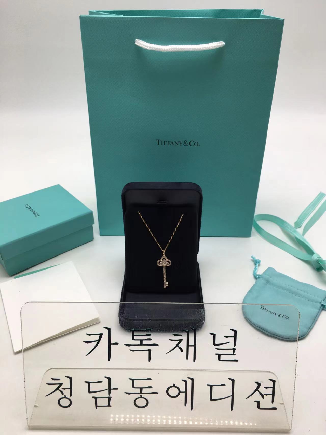 티파니앤코 크라운 키 목걸이 (컬러 로즈골드, 화이트골드)