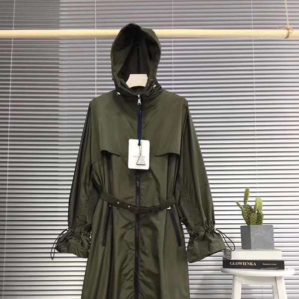 몽클레어 워싱턴 바람막이 (컬러 카키, 블랙)