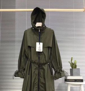몽클레어 워싱턴 바람막이 (컬러 카키, 블랙)