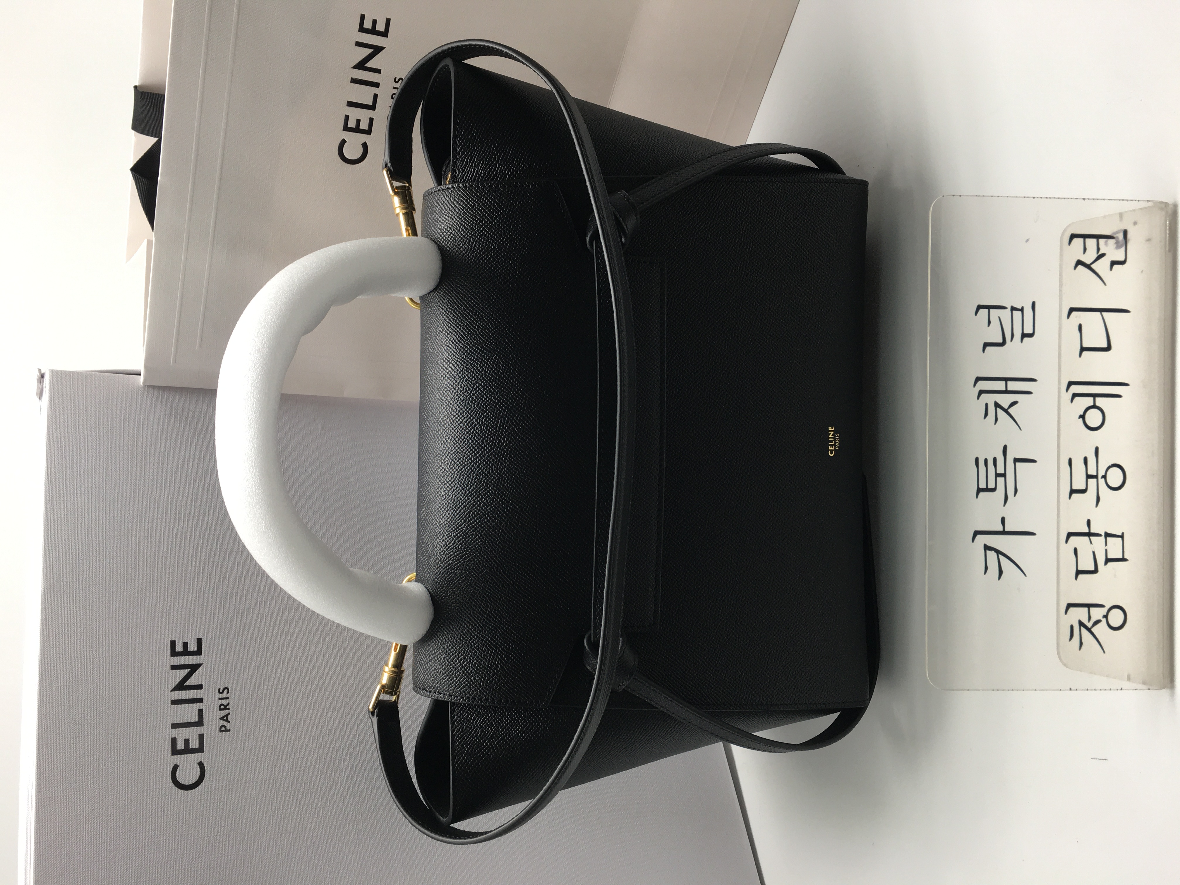 셀린느 벨트백(모든사이즈 보유 정품동일가죽)