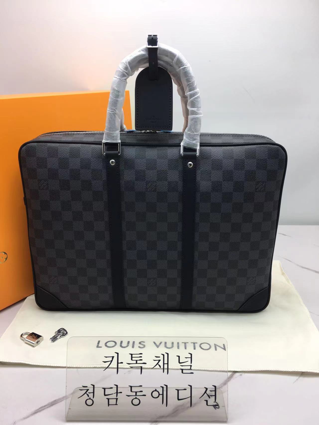 루이비통 그라파이트 포르트 도큐멍 브리프케이스 ZP동일가죽
