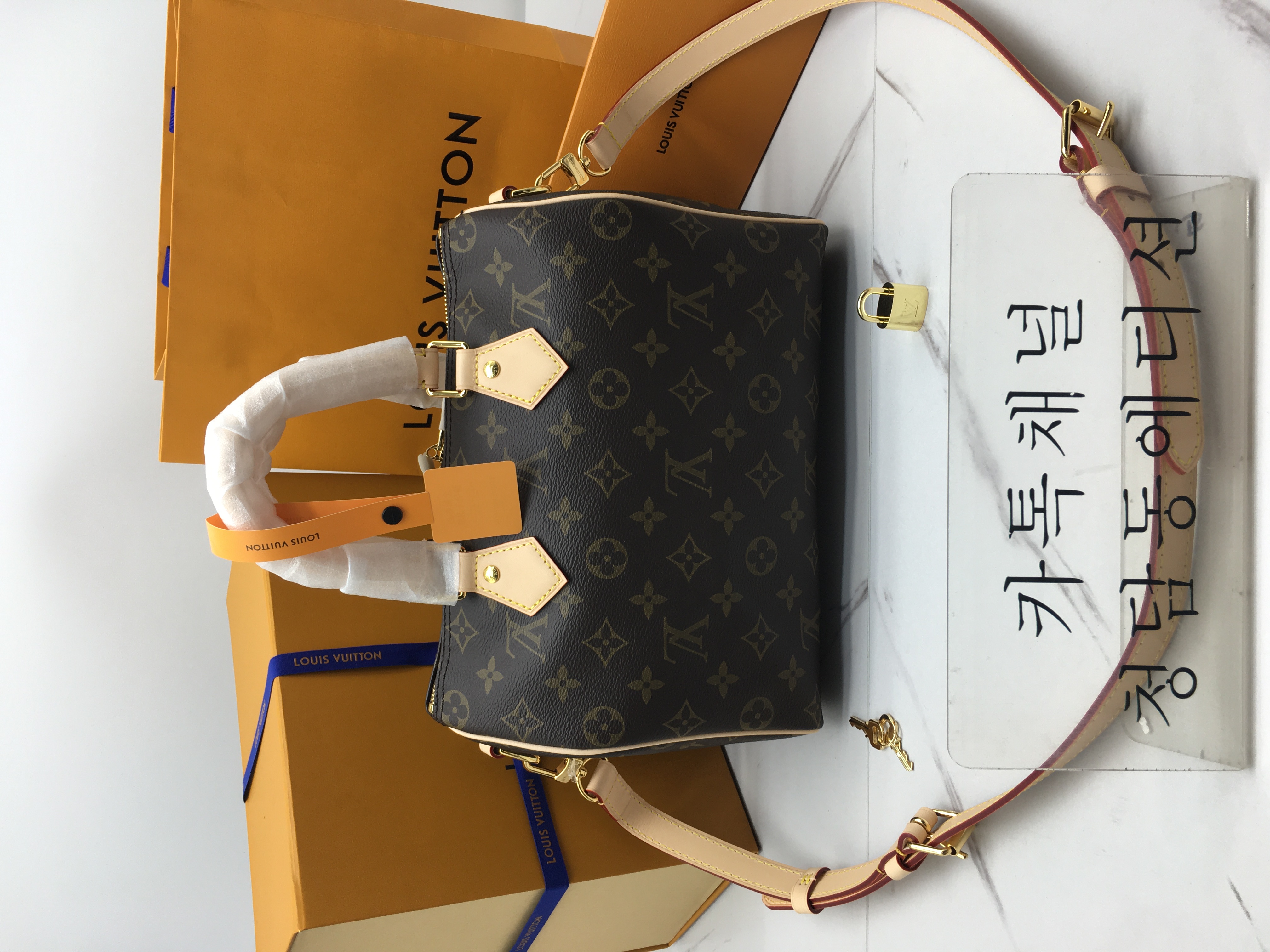 루이비통 스피디 반둘리에 25 (ZP동일가죽)