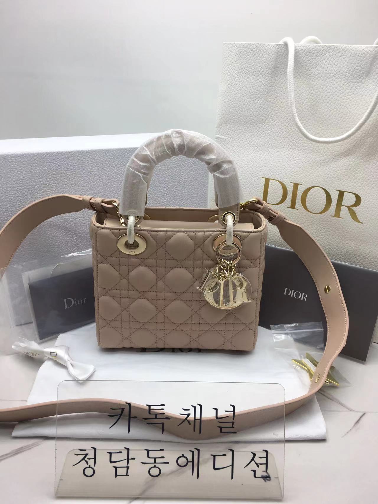[정품동일가죽] 디올 레이디백 스몰 최고퀄