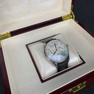 IWC 애뉴얼 포르투기즈 YL