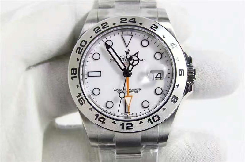 로렉스 익스플로러 II 시리즈 화이트판 216570