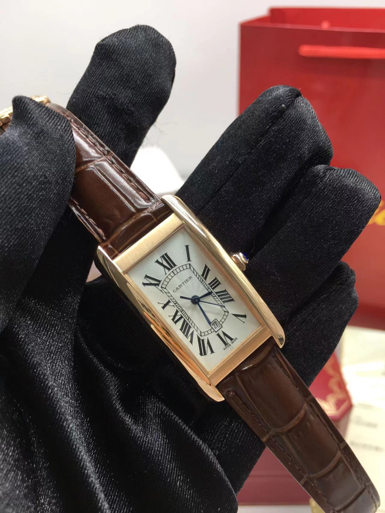 까르띠에 아메리칸 탱크