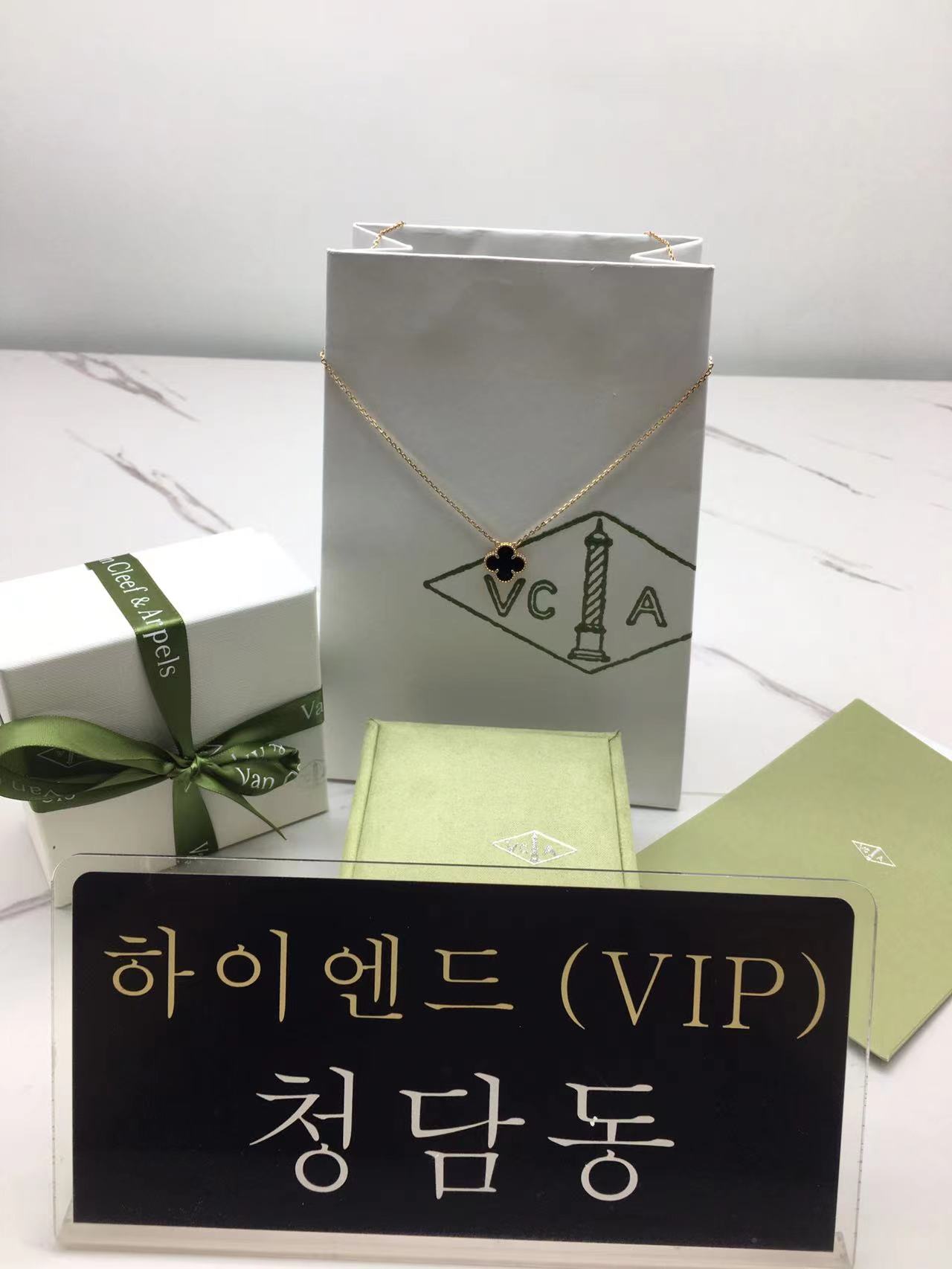 반클리프 앤 아펠 알함브라 목걸이 (V-gold소재) (upgrade ver.)