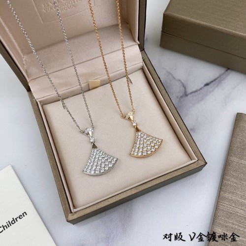 불가리 디바스드림 목걸이 (컬러 옐로우골드, 화이트골드) (V-gold소재)