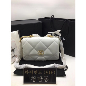 샤넬 19 플랩백 미디움 (하이엔드급)