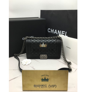 샤넬 보이백 캐비어 미디움 (하이엔드급)