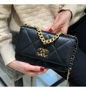 샤넬 19 WOC 숄더백 (하이엔드급)