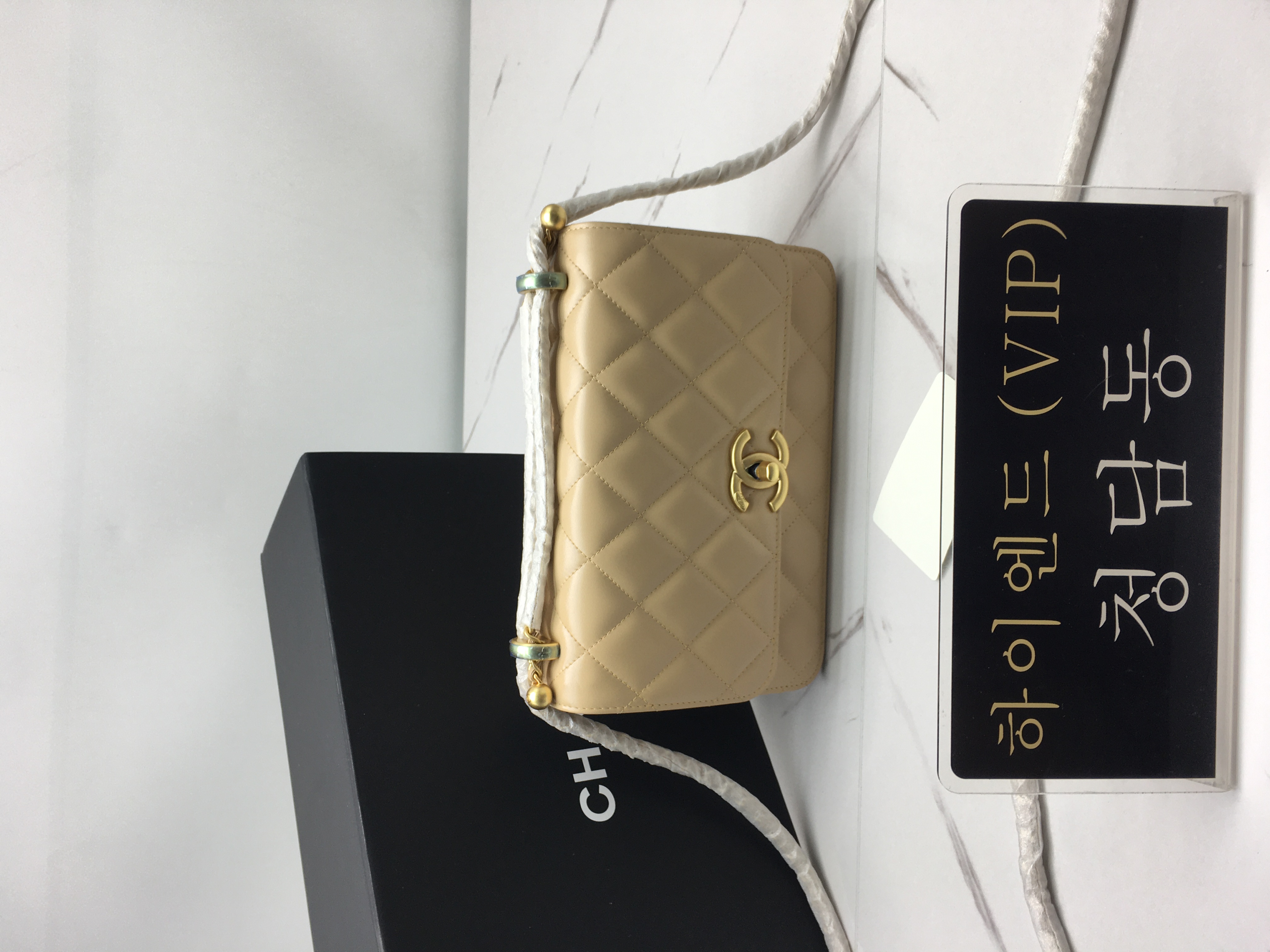 샤넬 플랩백 (22cm) (하이엔드급)