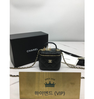 샤넬 미니 베니티 케이스백 램스킨
