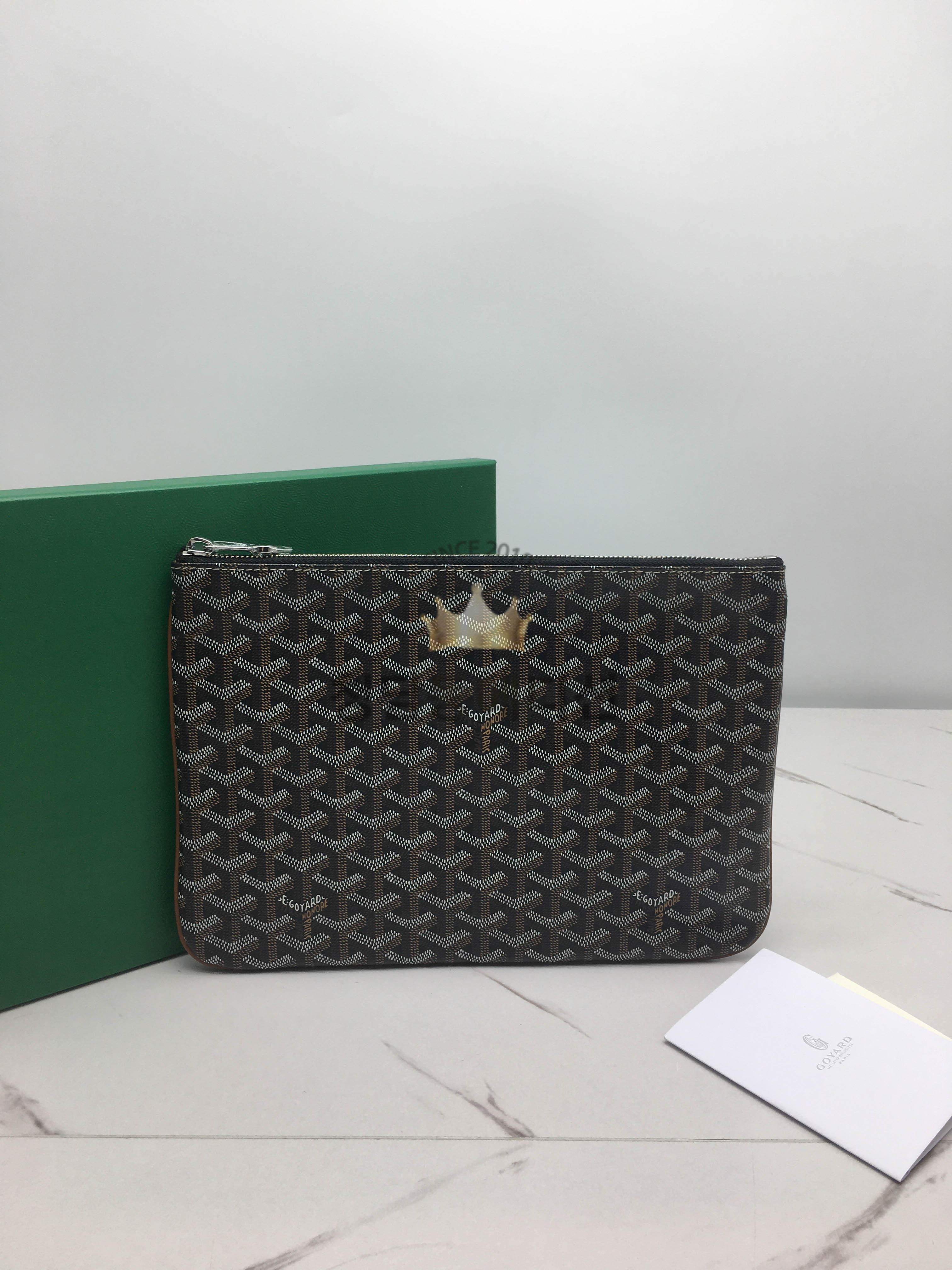 고야드 세나 클러치 MM /GM (컬러 브라운)