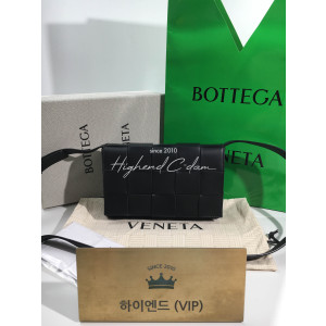 보테가베네타 카세트백 (하이엔드급)