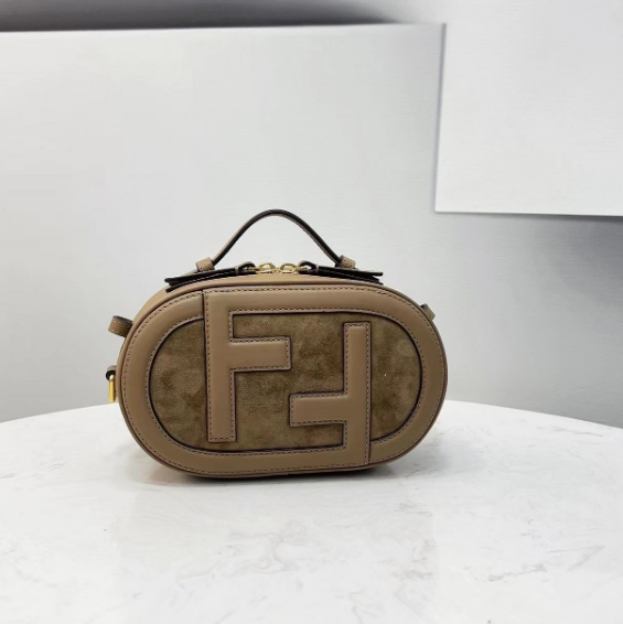 펜디 미니 카메라 케이스 