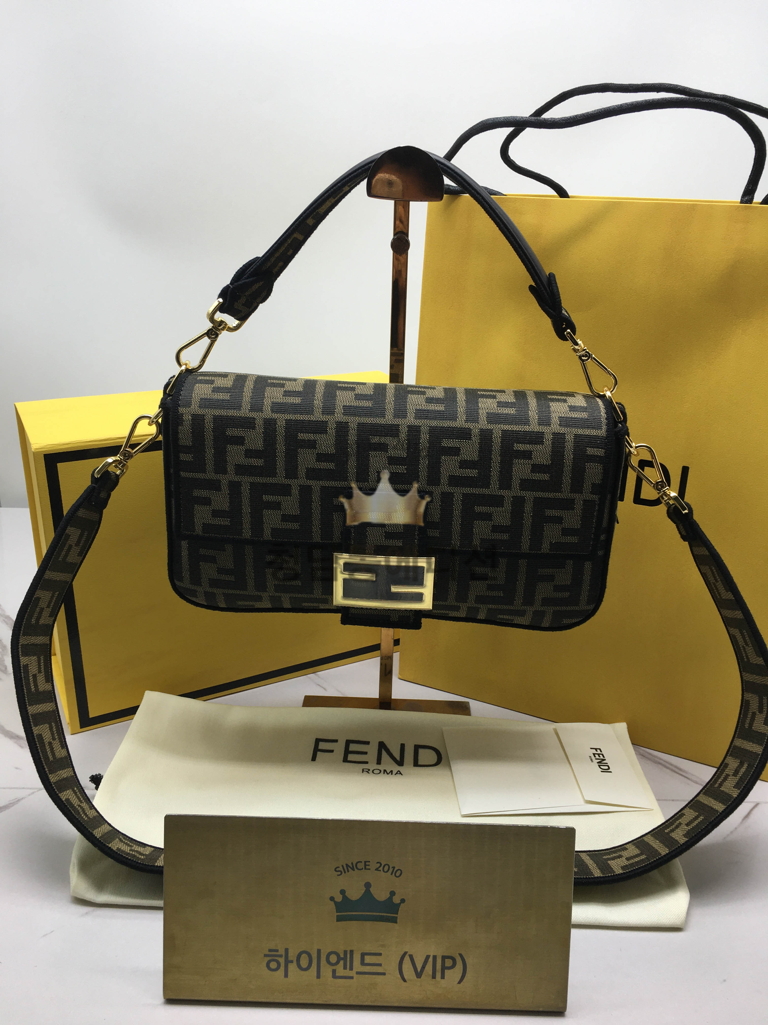 펜디 바게트 백