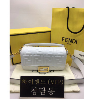 펜디 바게트백 미디움