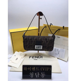 펜디 패브릭 바게트 백