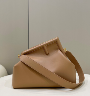 펜디 퍼스트백 미디움