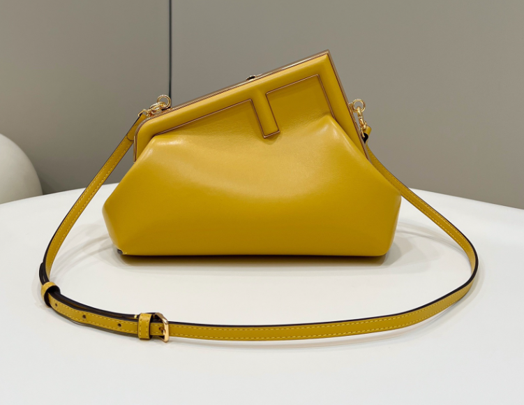 펜디 퍼스트백 스몰