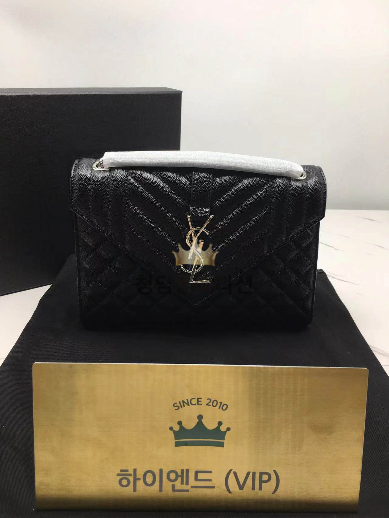 생로랑 엔벨로프 숄더백 미디움 487206 (하이엔드급)