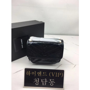 생로랑 니키 베이비백 633151 (체인 금장) (하이엔드급)