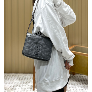 생로랑 니키 체인 월릿 53103 (하이엔드급)